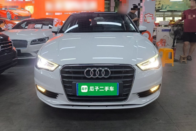 Audi A3 2016 car image #3