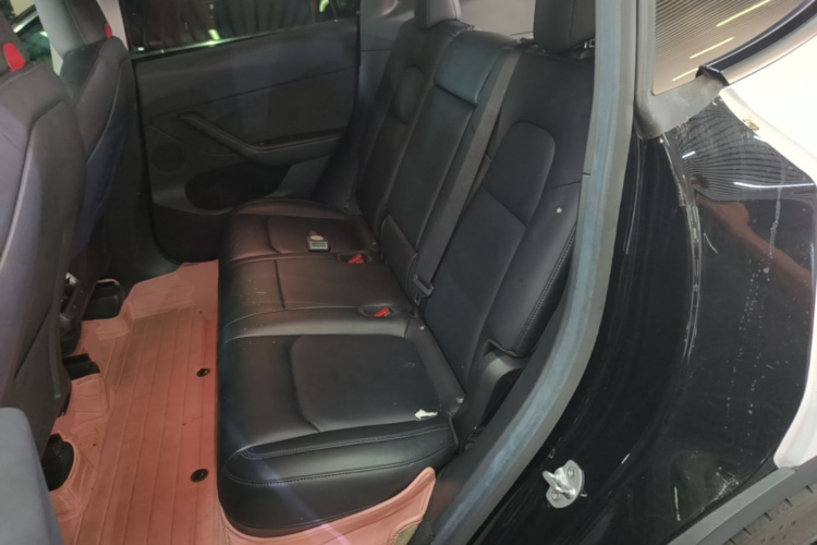 Tesla Model Y 2022 #17 Tesla Model Y 2022 car image #17