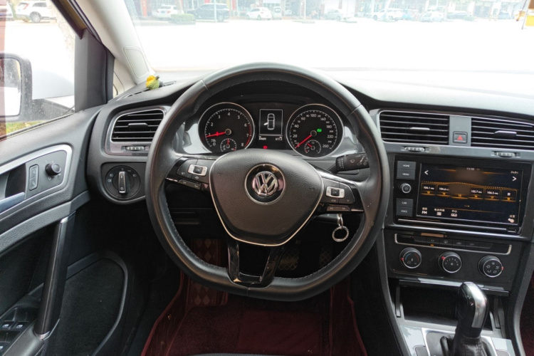 Volkswagen Golf 2019 #11 Volkswagen Golf 2019 car image #11