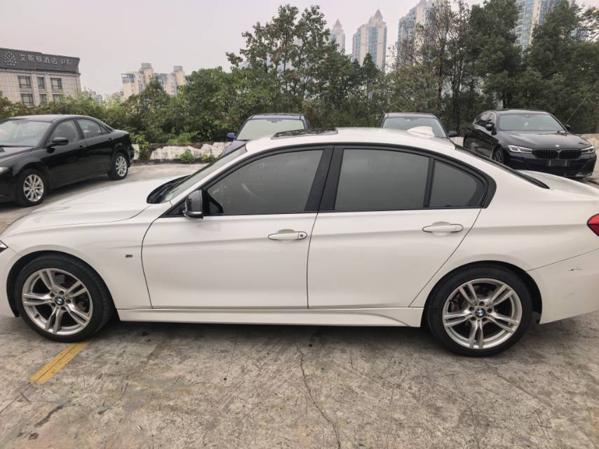 BMW 3 Series 2017 #3 BMW 3 Series 2017 car image #3