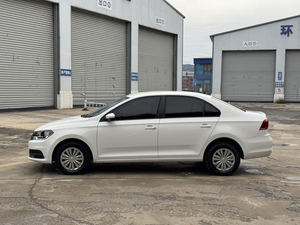Volkswagen Santana 2021 car image #4
