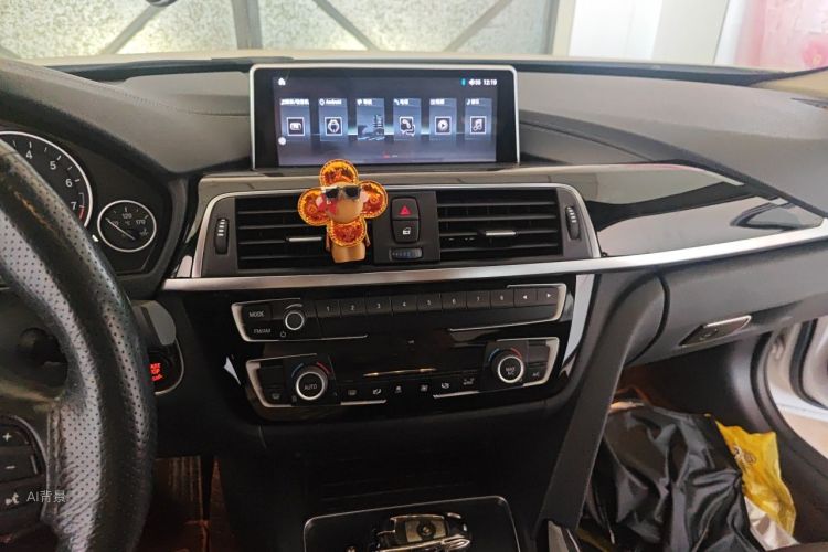 BMW 3 Series 2018 #15 BMW 3 Series 2018 car image #15