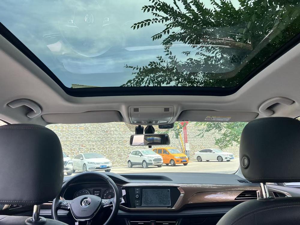 Volkswagen Tharu 2019 car image #10