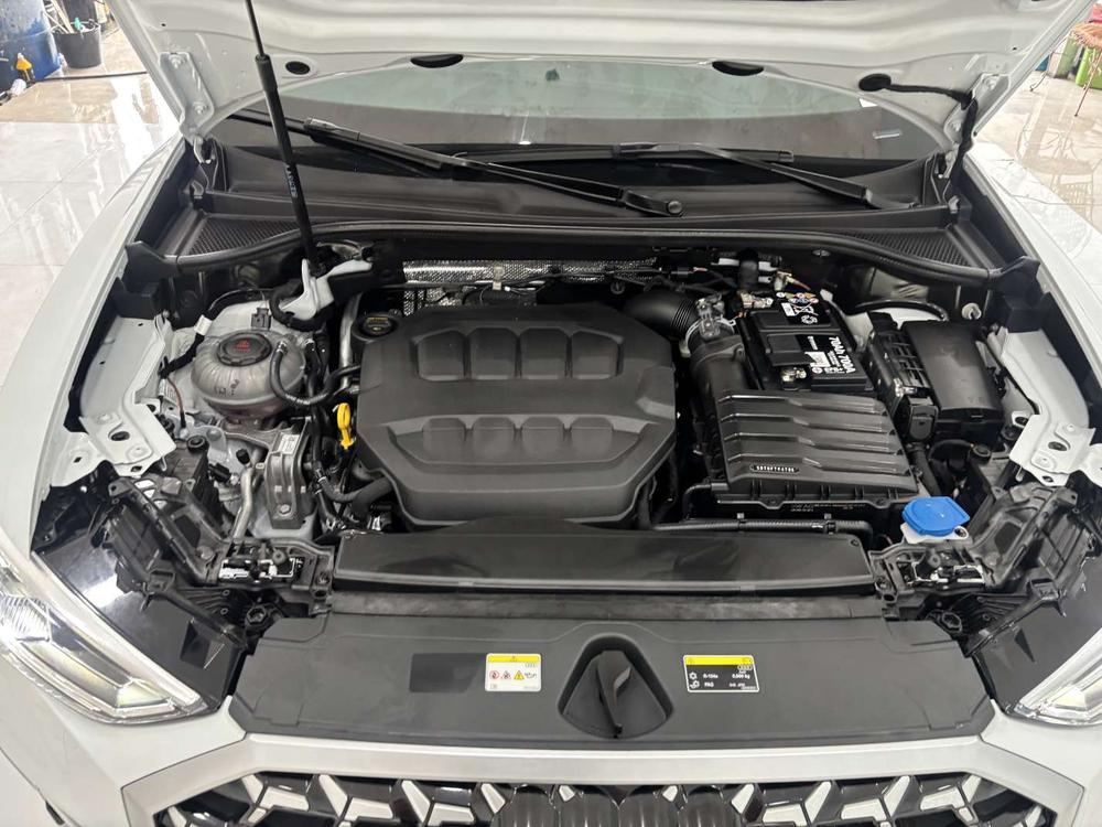 Audi Q3 2025 صورة سيارة #8