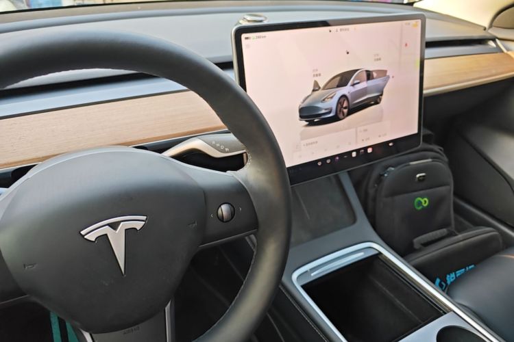 Tesla Model 3 2023 #14 Tesla Model 3 2023 car image #14