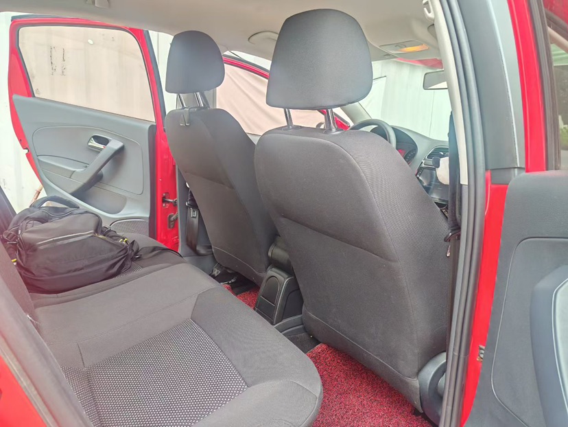 Volkswagen Polo 2014 صورة سيارة #3