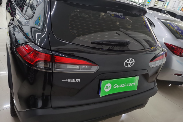 Toyota Corolla Cross 2022 #7 Toyota Corolla Cross 2022 صورة سيارة #7