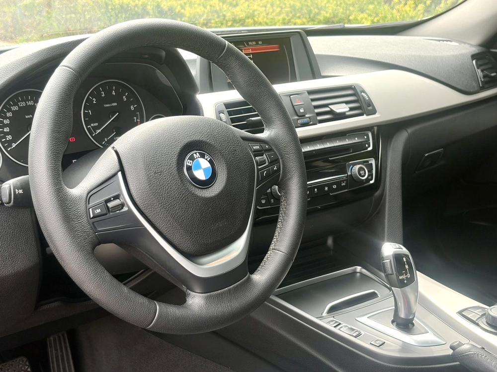 BMW 3 Series GT 2017 изображение автомобиля #12