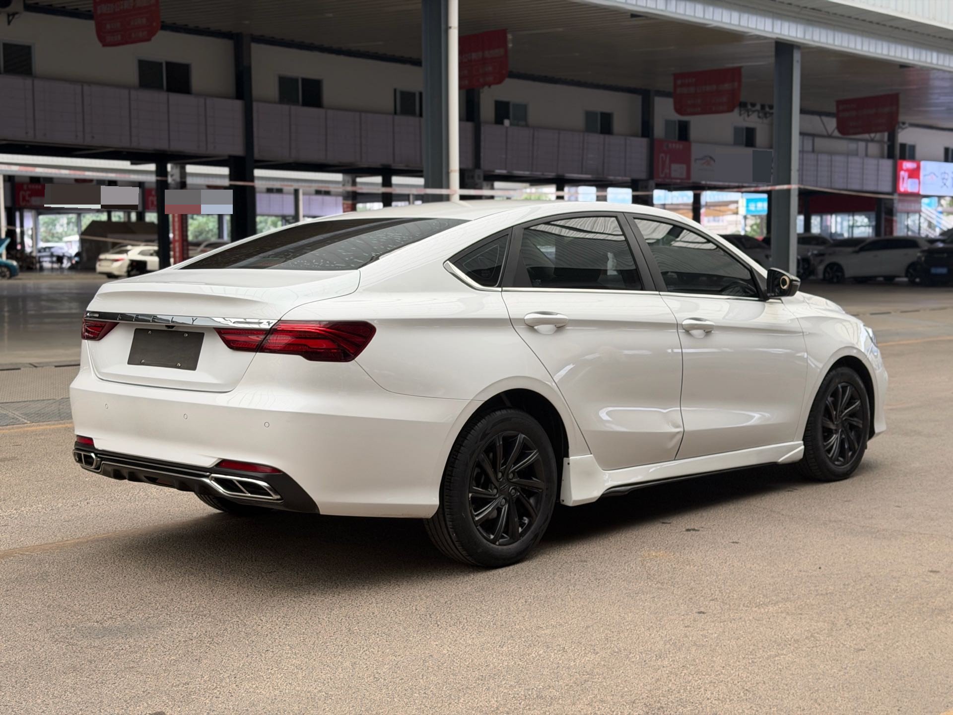 GEELY Binray 2018 car image #16