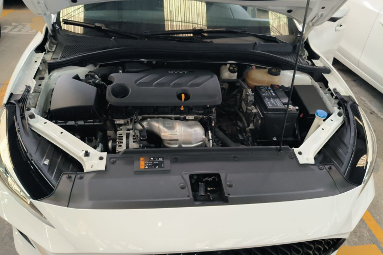 MG 5 2022 image de voiture #20