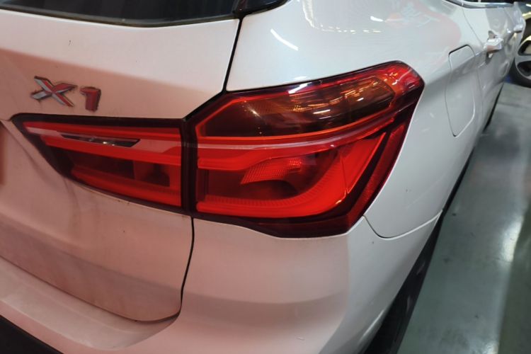 BMW X1 2018 #8 BMW X1 2018 car image #8