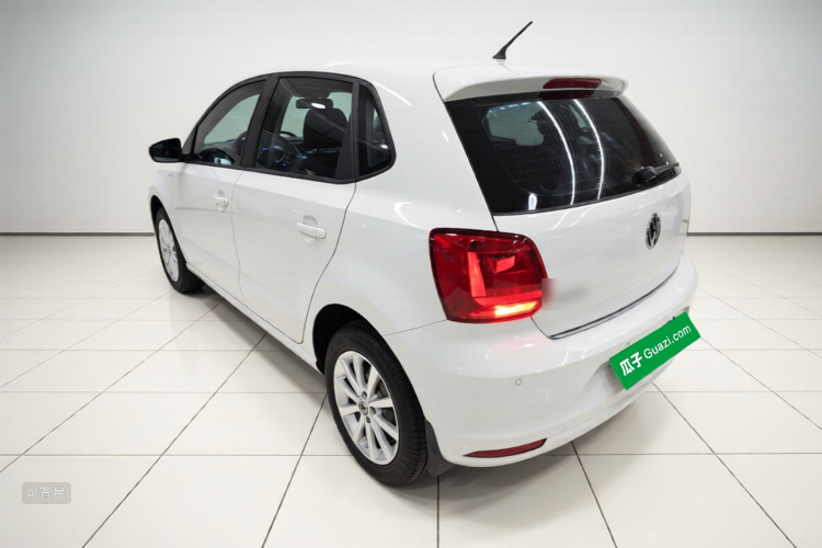 Volkswagen Polo 2014 #5 Volkswagen Polo 2014 car image #5