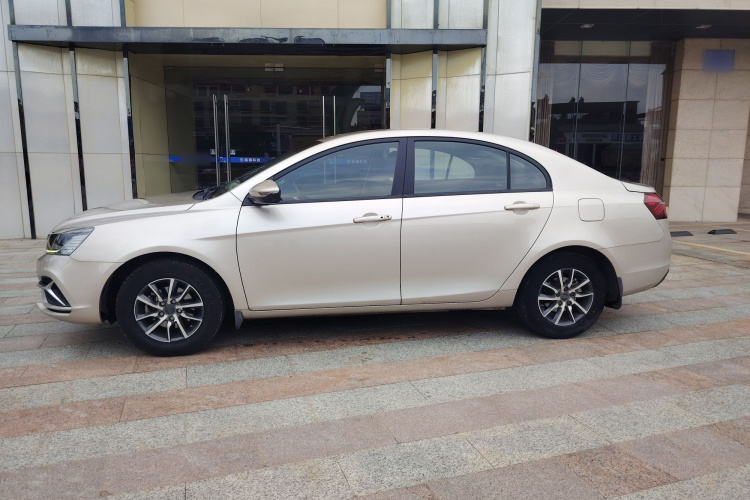 GEELY Emgrand 2019 #5 GEELY Emgrand 2019 car image #5