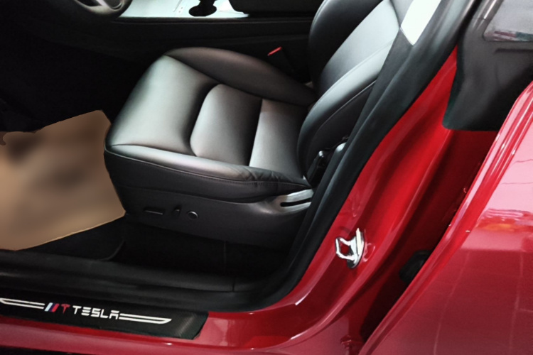 Tesla Model Y 2022 #15 Tesla Model Y 2022 car image #15