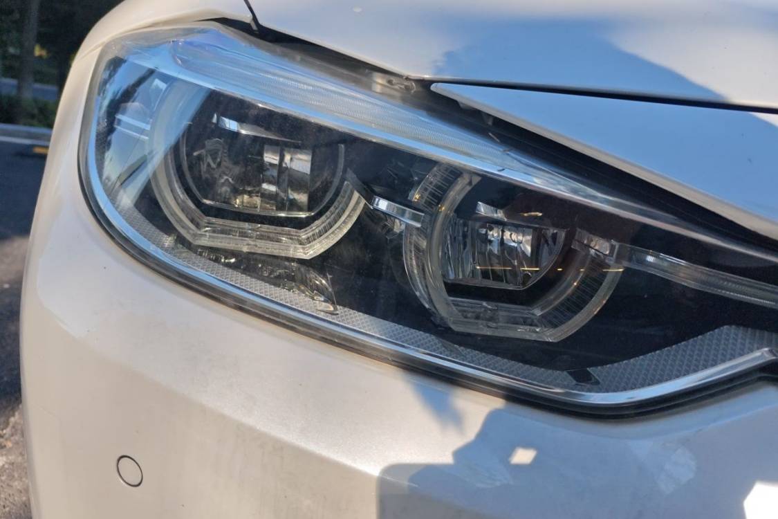BMW 3 Series 2019 #7 BMW 3 Series 2019 car image #7