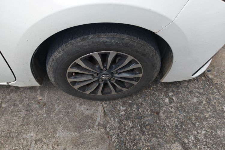 Toyota Corolla 2017 car image #9