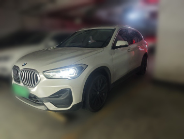 BMW X1 2020 BMW X1 2020 car image