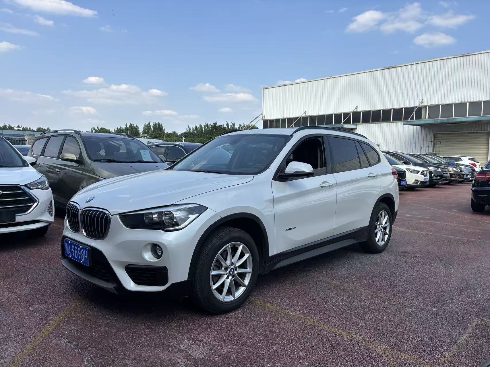 BMW X1 2017 car image 