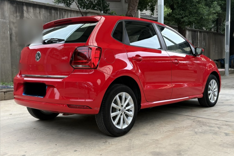Volkswagen Polo 2018 car image #6