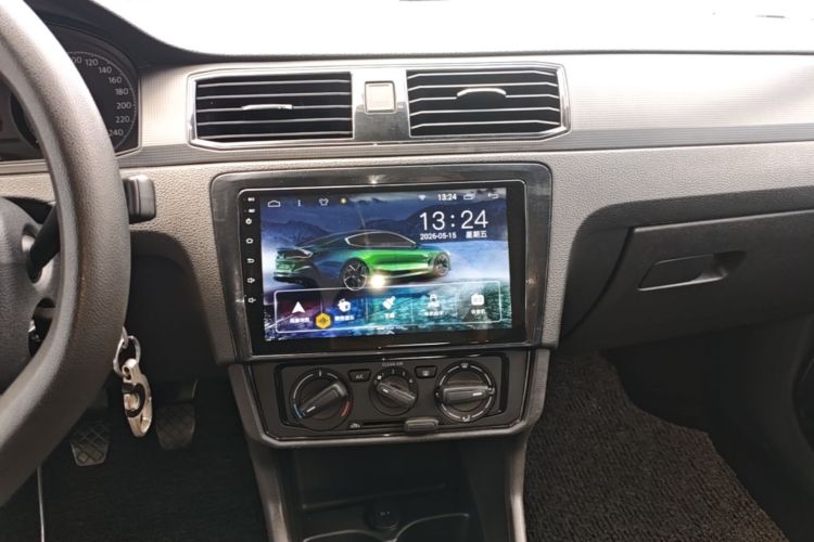 Volkswagen Santana 2020 car image #19
