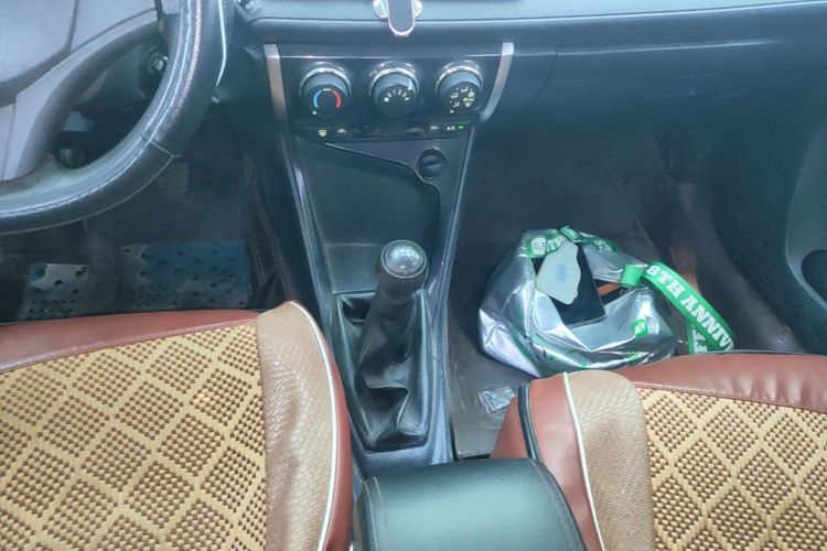 Toyota Vios 2015 car image #14