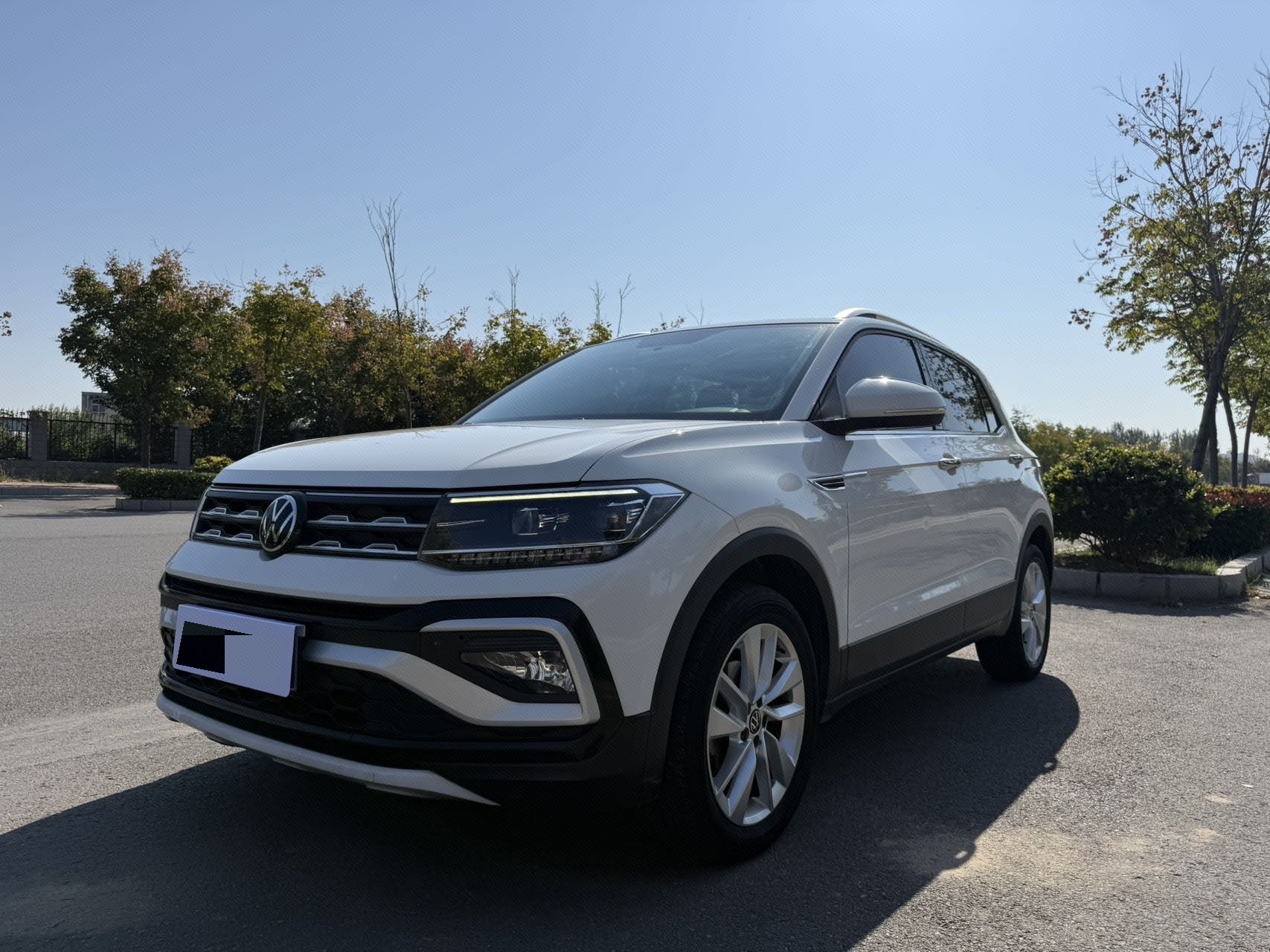 Volkswagen T-Cross 2021 Volkswagen T-Cross 2021 car image