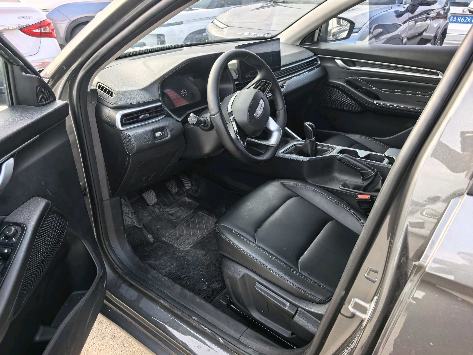 GEELY Emgrand 2024 image de voiture #2