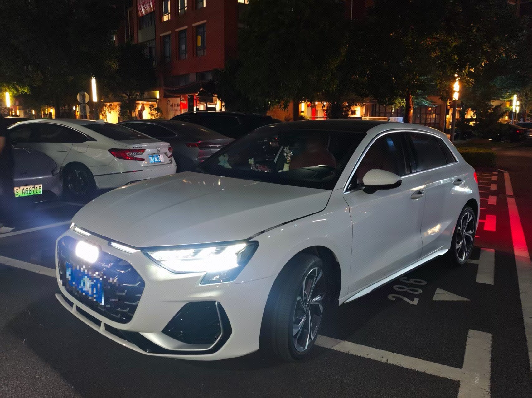 2025 изображение автомобиля 