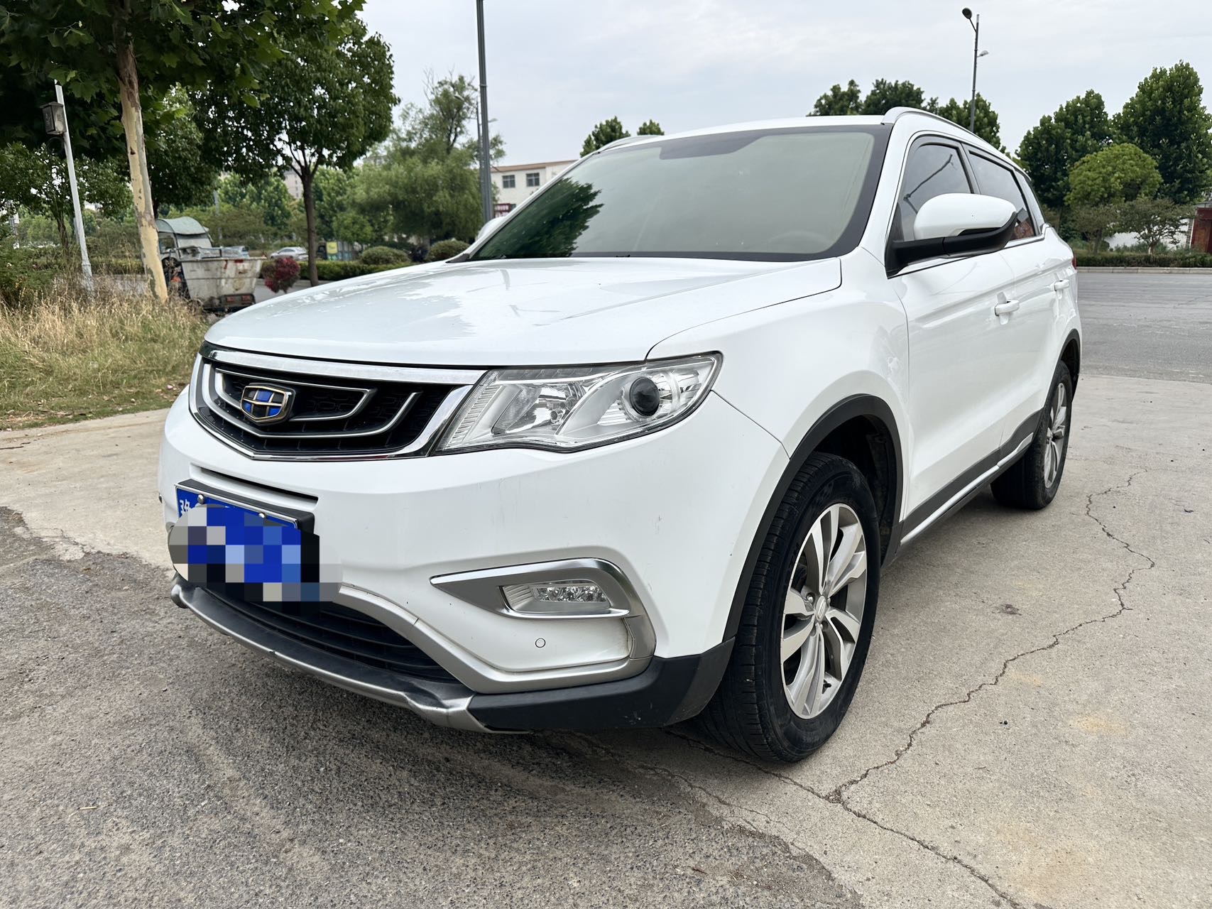 GEELY Boyue 2017 car image 