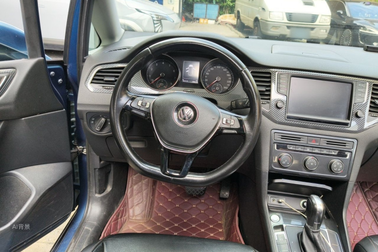 Volkswagen Golf 2017 car image #12