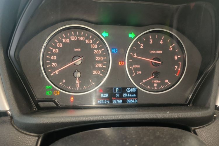 BMW X1 2018 #12 BMW X1 2018 car image #12