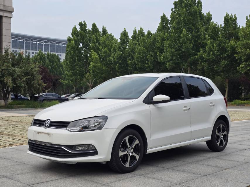 Volkswagen Polo 2017 immagine di auto 