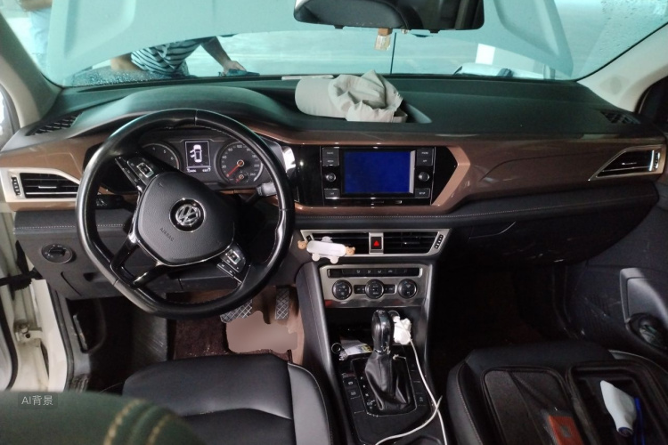 Volkswagen Tharu 2020 car image #11