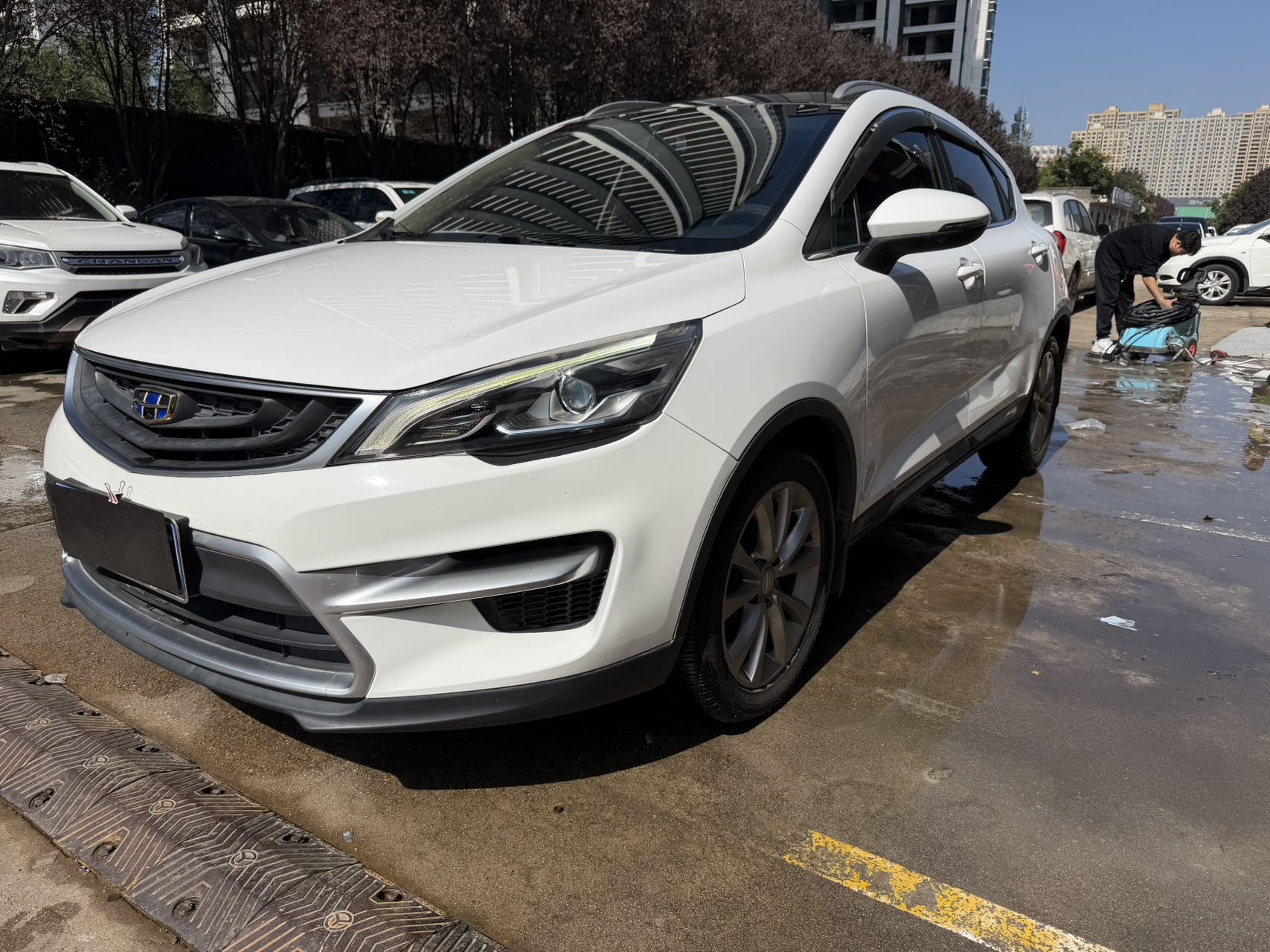 GEELY Emgrand GS 2018 car image 