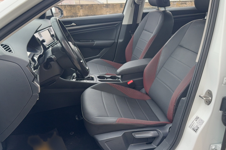 Volkswagen Bora 2019 car image #27