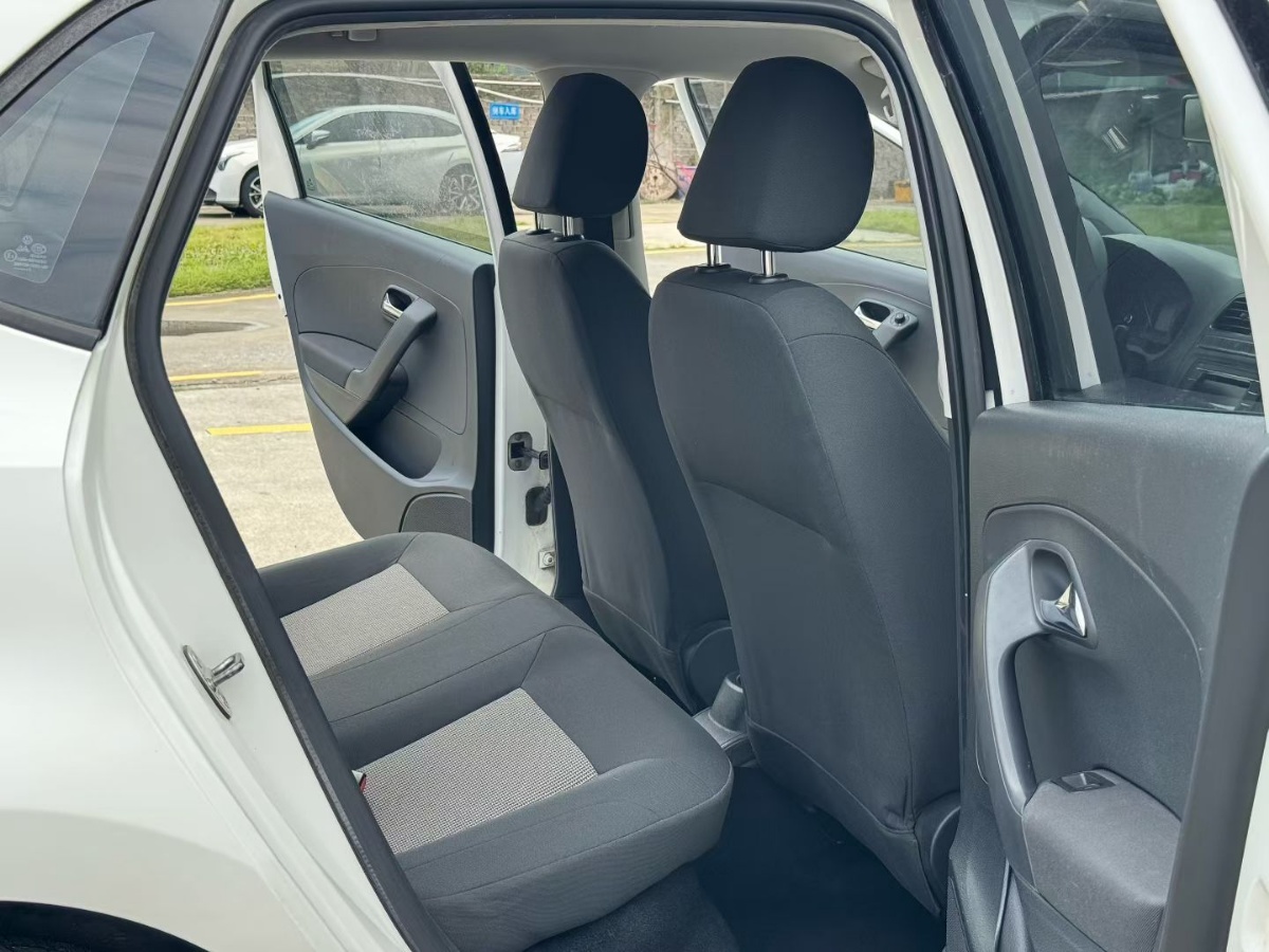 Volkswagen Polo 2017 #5 Volkswagen Polo 2017 car image #5