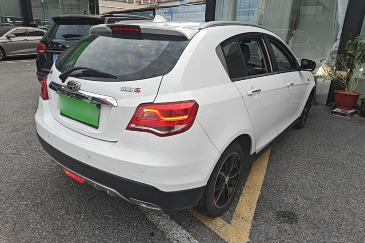 GEELY Emgrand 2017 #7 GEELY Emgrand 2017 car image #7