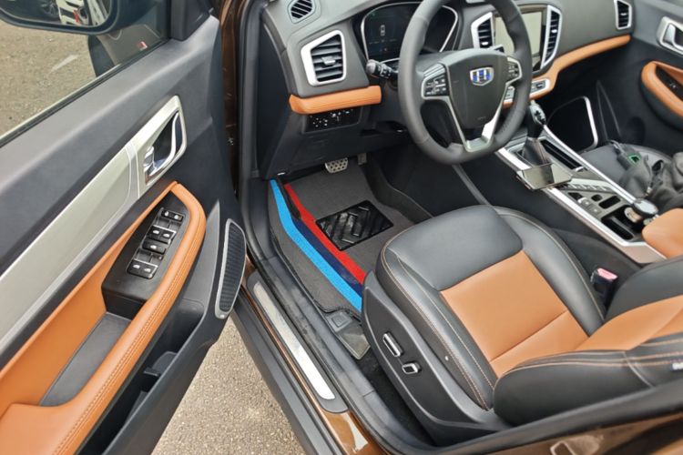 GEELY Vision X6 2019 car image #16
