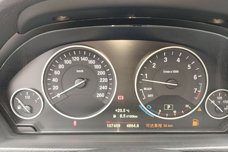 BMW 3 Series 2018 صورة سيارة #12
