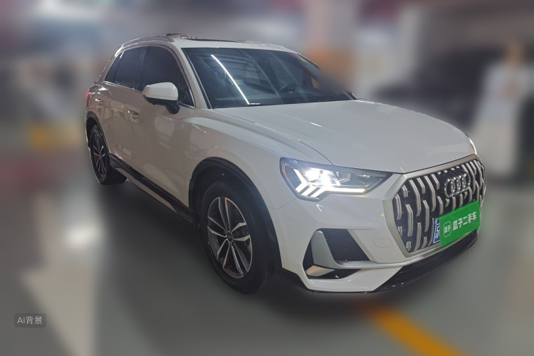 Audi Q3 2024 car image #4