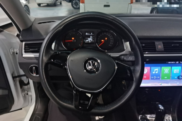 Volkswagen Bora 2020 car image #11