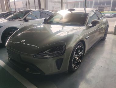 MI SU7 2025 car image 