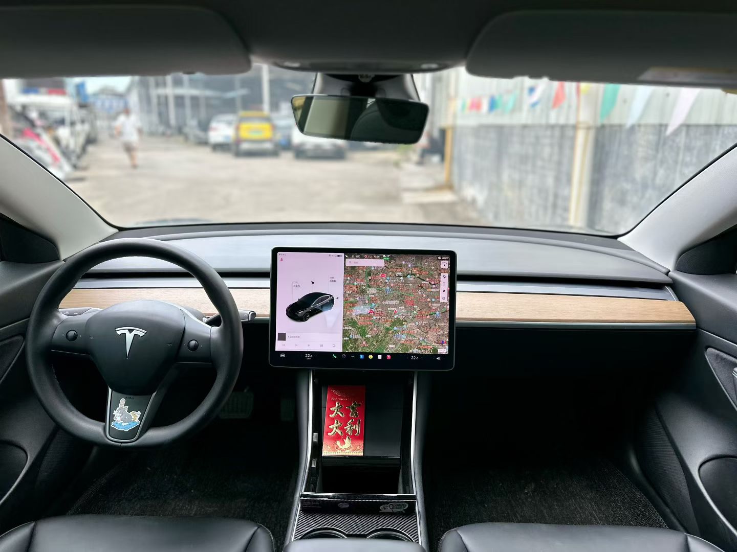 Tesla Model 3 2020 car image #10