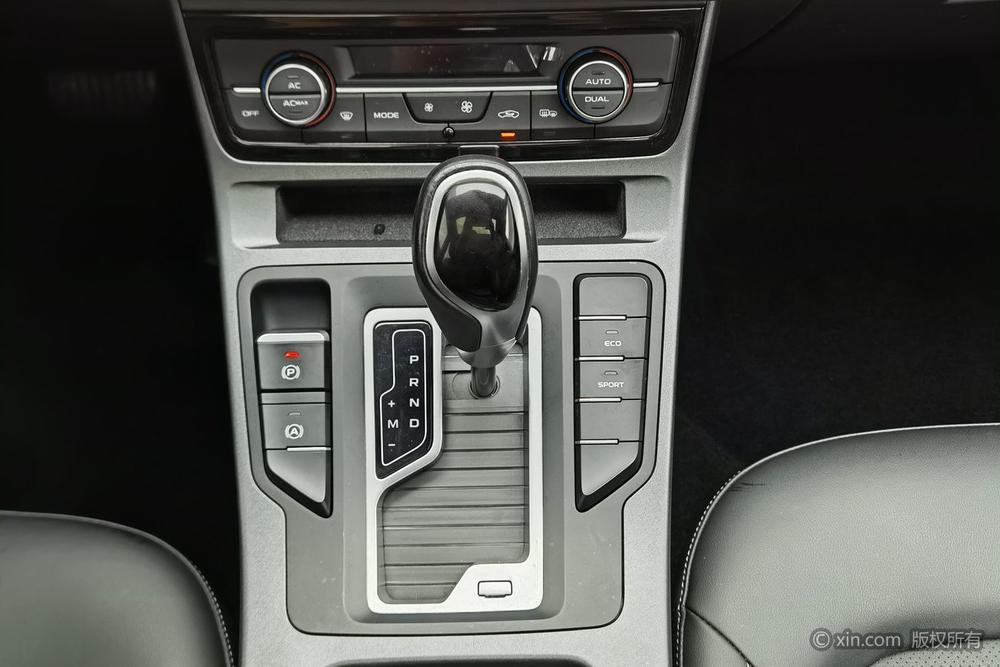 GEELY Emgrand GL 2021 #14 GEELY Emgrand GL 2021 car image #14