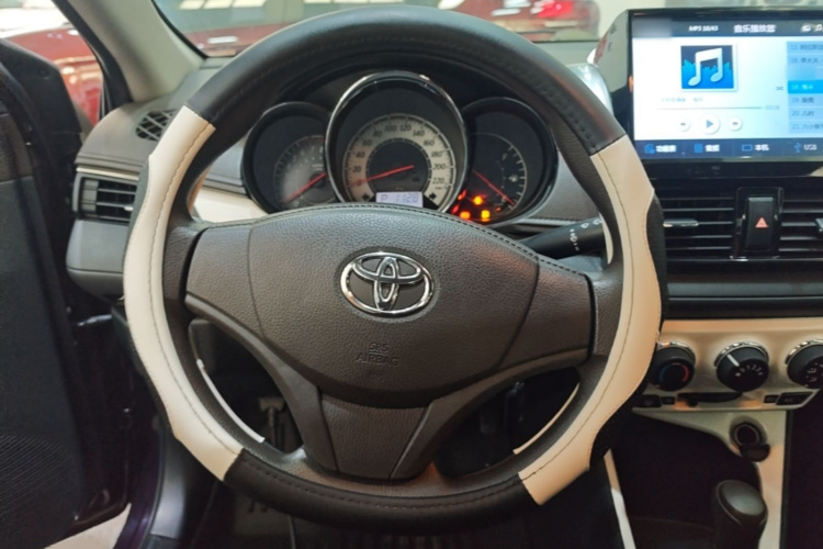 Toyota Vios 2016 #11 Toyota Vios 2016 car image #11