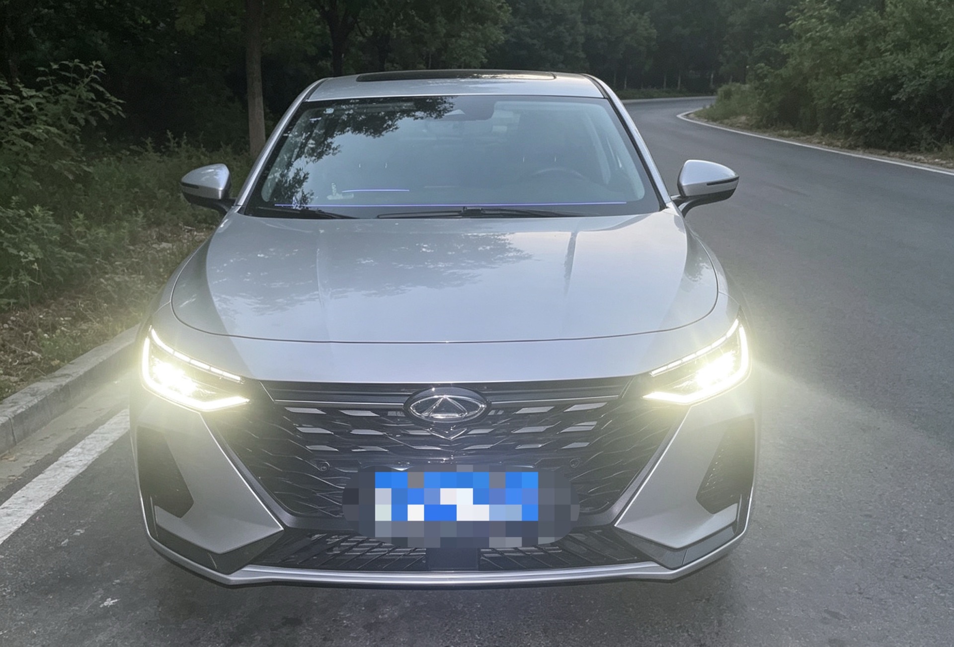 Chery Arrizo 8 2023 car image #2