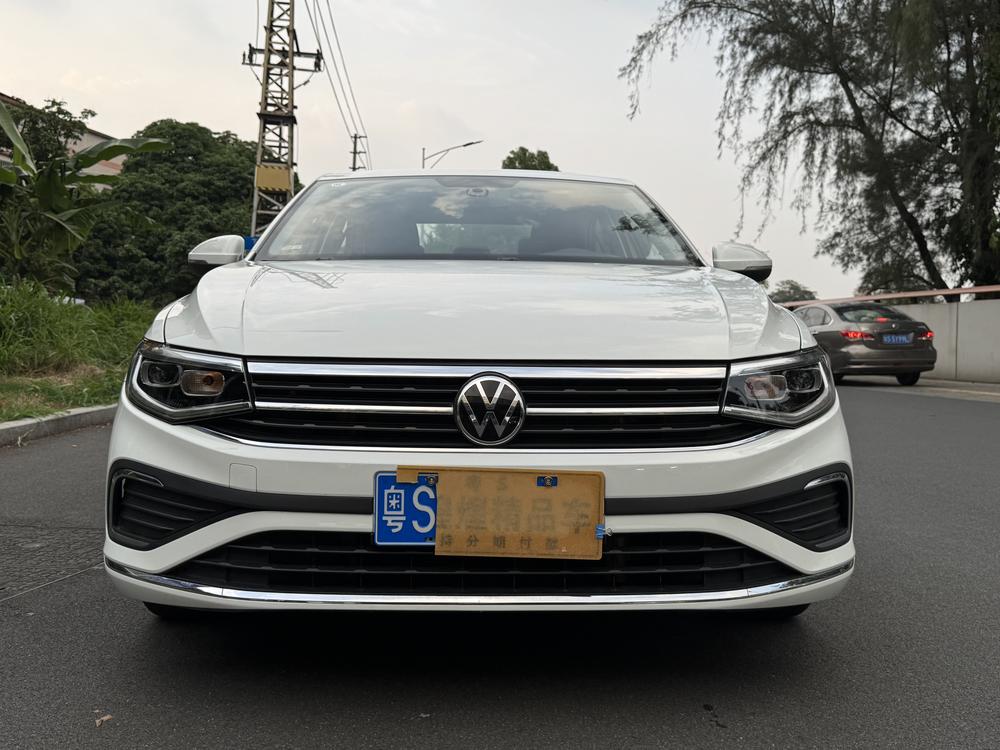 Volkswagen Bora 2024 car image #2