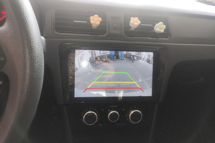 Volkswagen Santana 2016 car image #13