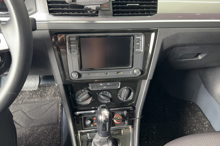 2019 #14 2019 car image #14