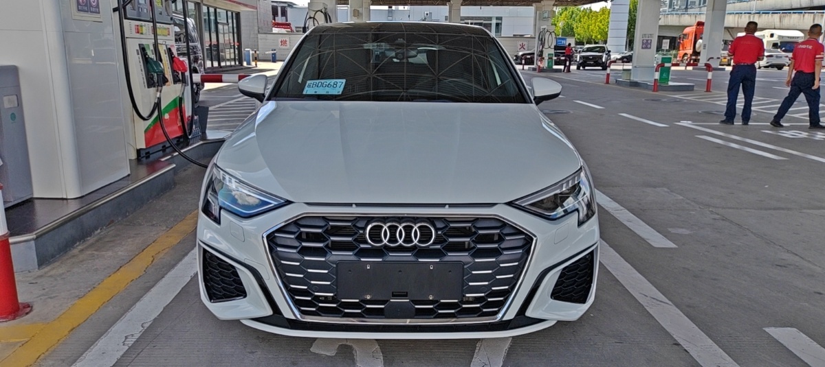 Audi A3 2023 car image 